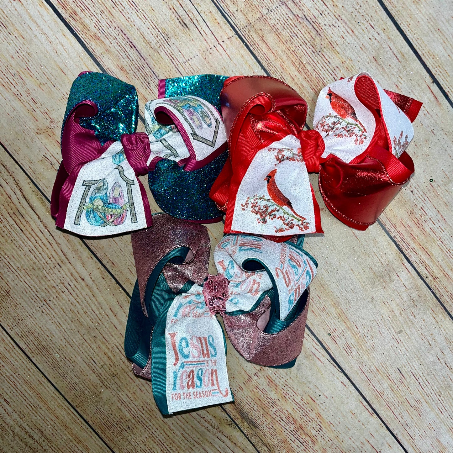 2023 Christmas Nativity, Cardinal, Jesus is the Reason Bows