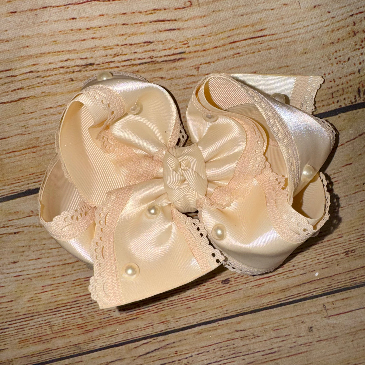 Falling Into Fall Mini Drop MAGNOLIA GRACE Ivory Pearl Bow