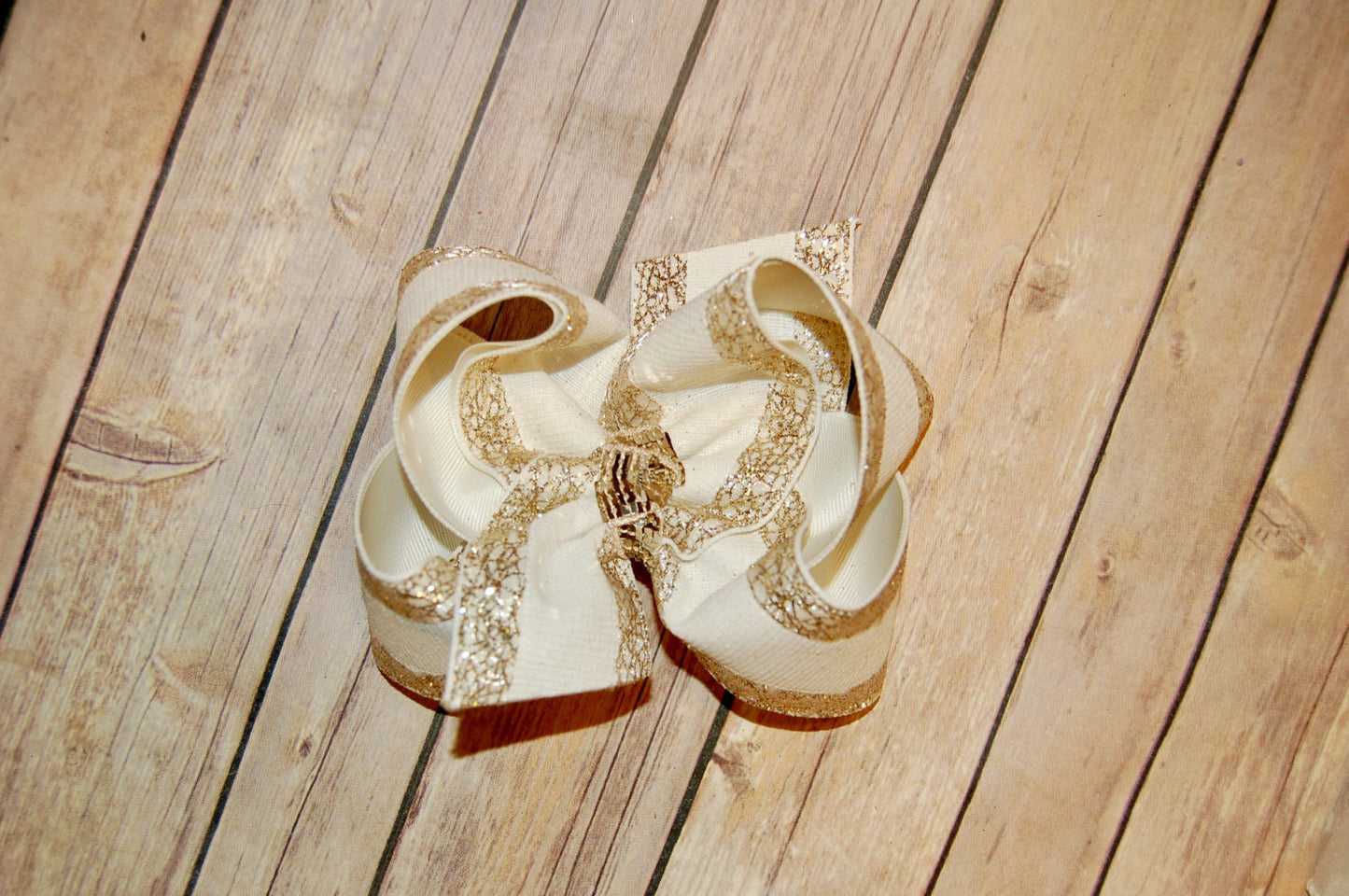 Cream Canvas & Gold Edging Hair Bow