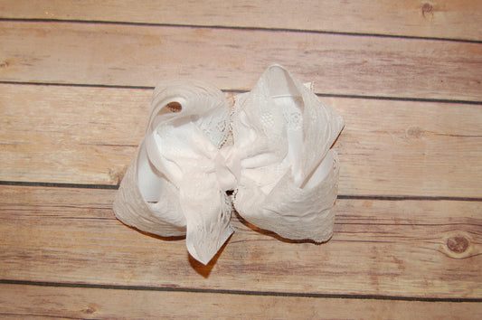 White Eyelet Lace Hair Bow